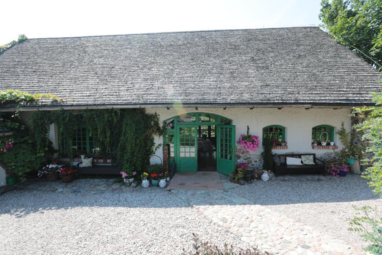 Domy Konesera Trzcin Extérieur photo